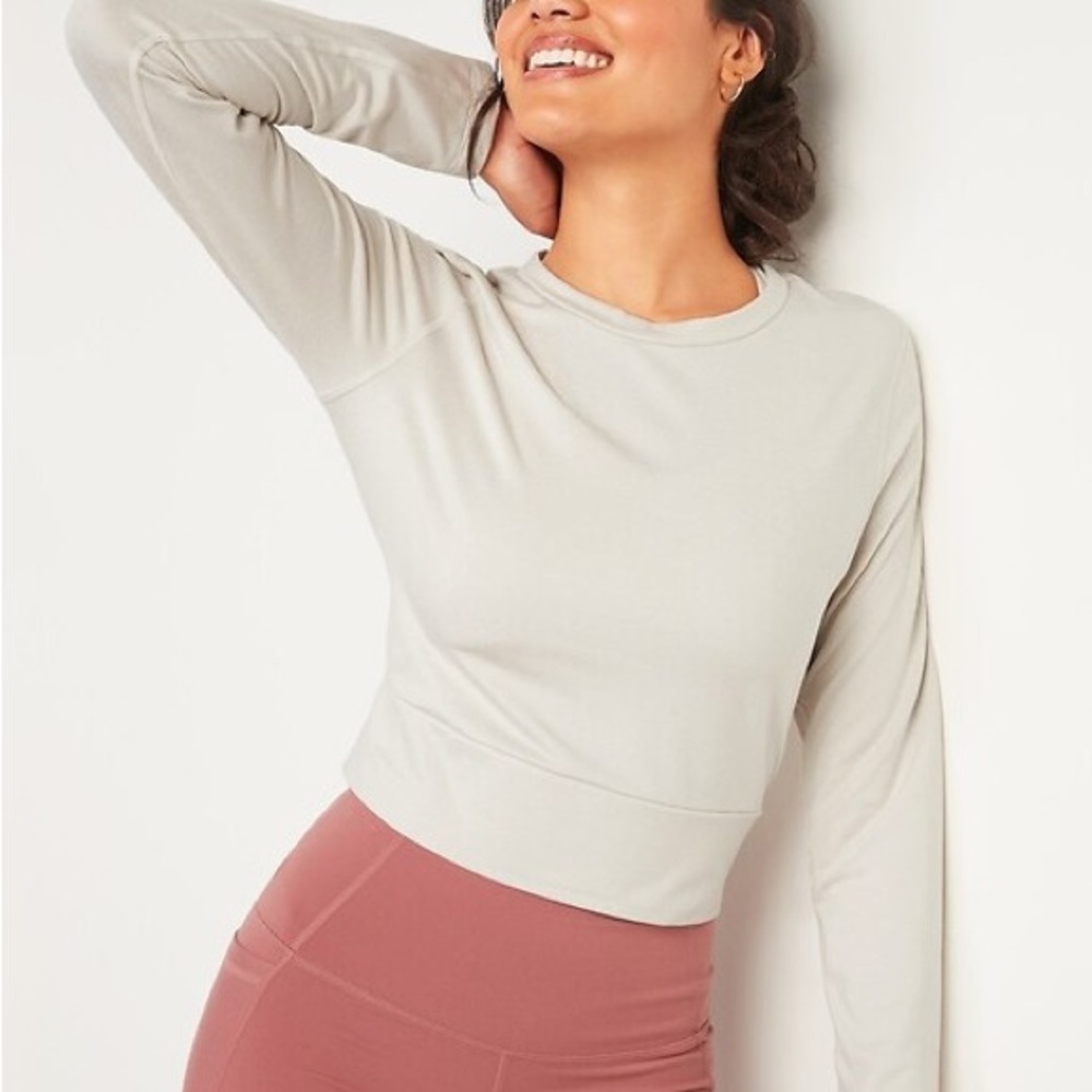 Old Navy CozeCore Long-Sleeve Crop Tee, small